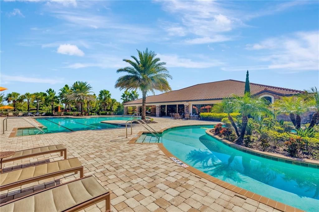 Active With Contract: $525,000 (2 beds, 2 baths, 1689 Square Feet)