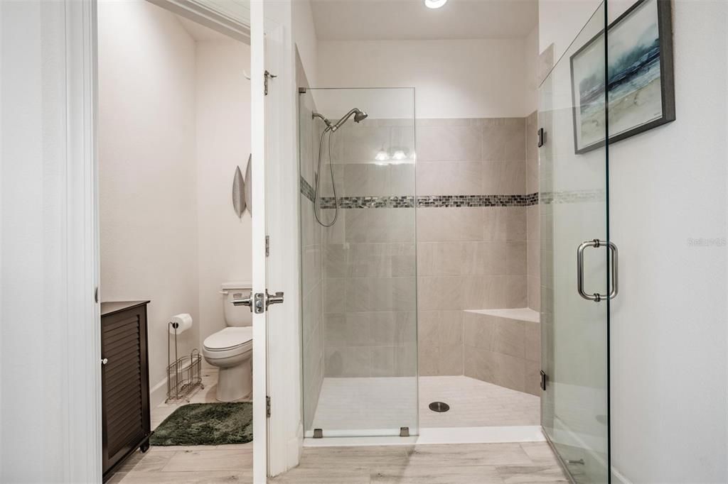 Active With Contract: $525,000 (2 beds, 2 baths, 1689 Square Feet)