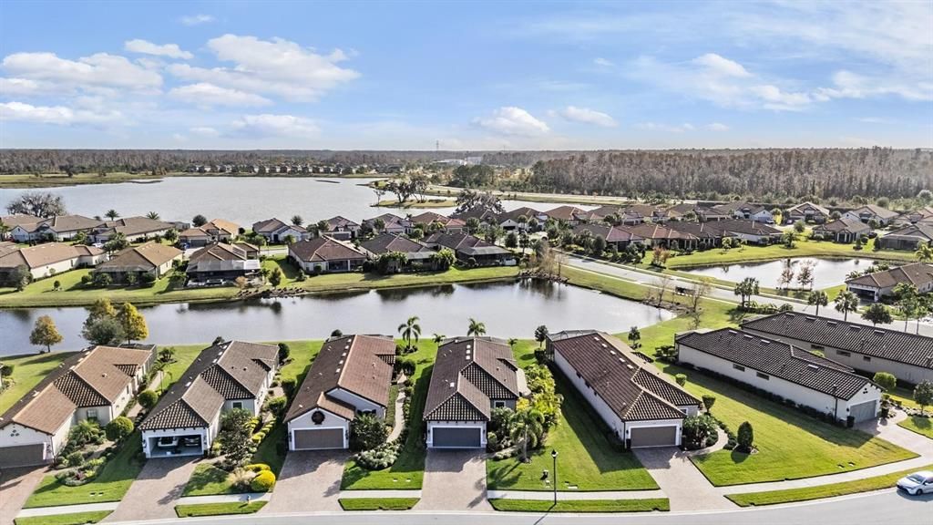 Active With Contract: $525,000 (2 beds, 2 baths, 1689 Square Feet)