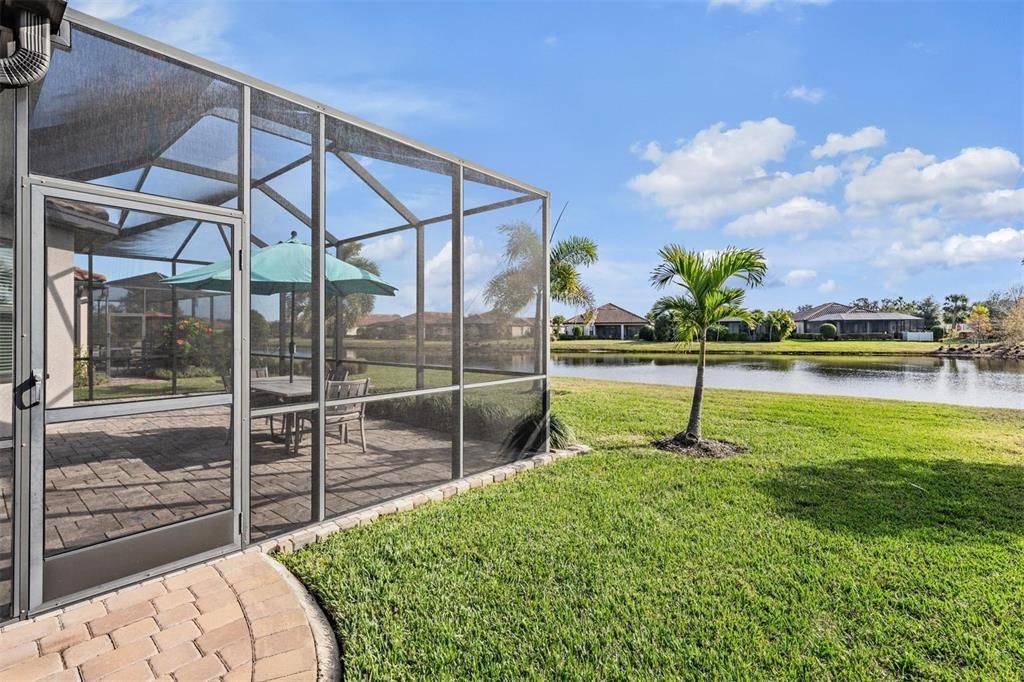 Active With Contract: $525,000 (2 beds, 2 baths, 1689 Square Feet)