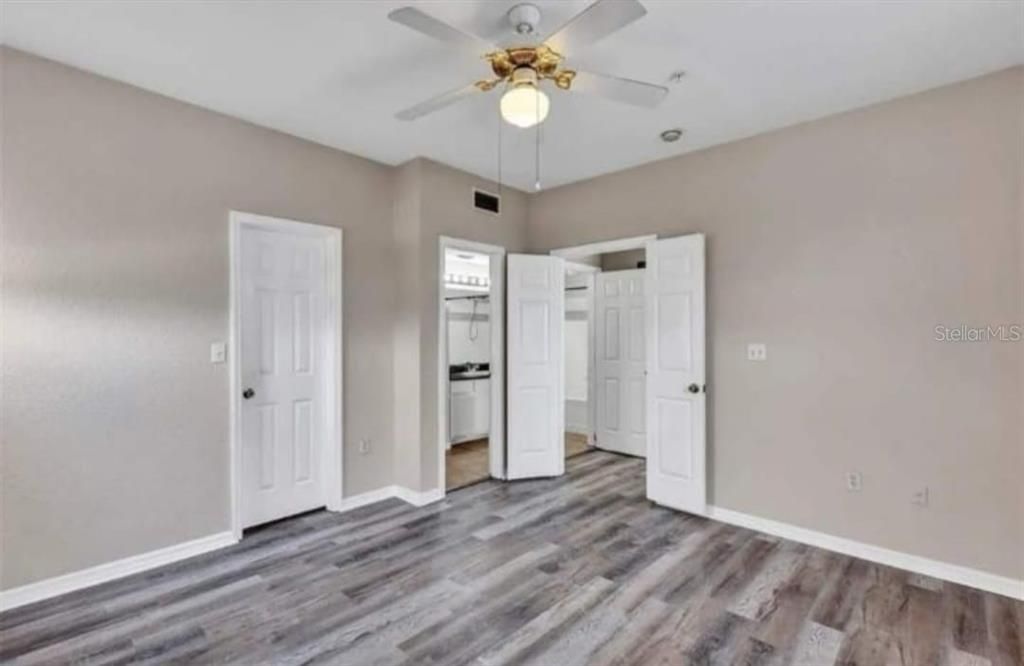 For Rent: $1,350 (1 beds, 1 baths, 768 Square Feet)