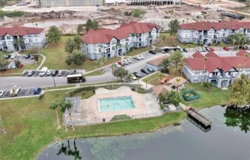 For Rent: $1,350 (1 beds, 1 baths, 768 Square Feet)