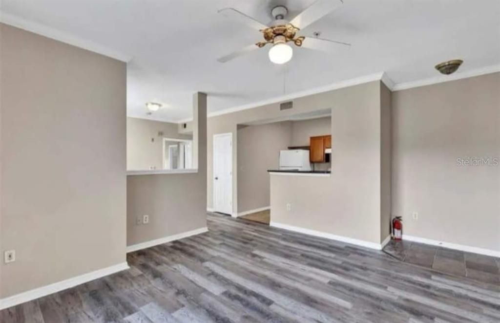 For Rent: $1,350 (1 beds, 1 baths, 768 Square Feet)