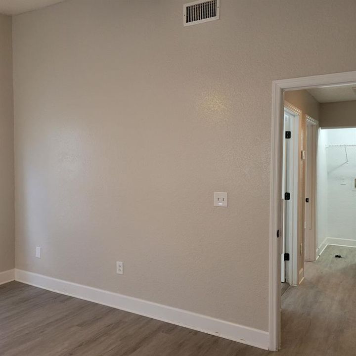 En Renta: $2,350 (4 camas, 2 baños, 1733 Pies cuadrados)