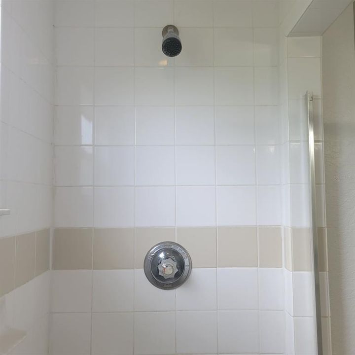 En Renta: $2,350 (4 camas, 2 baños, 1733 Pies cuadrados)