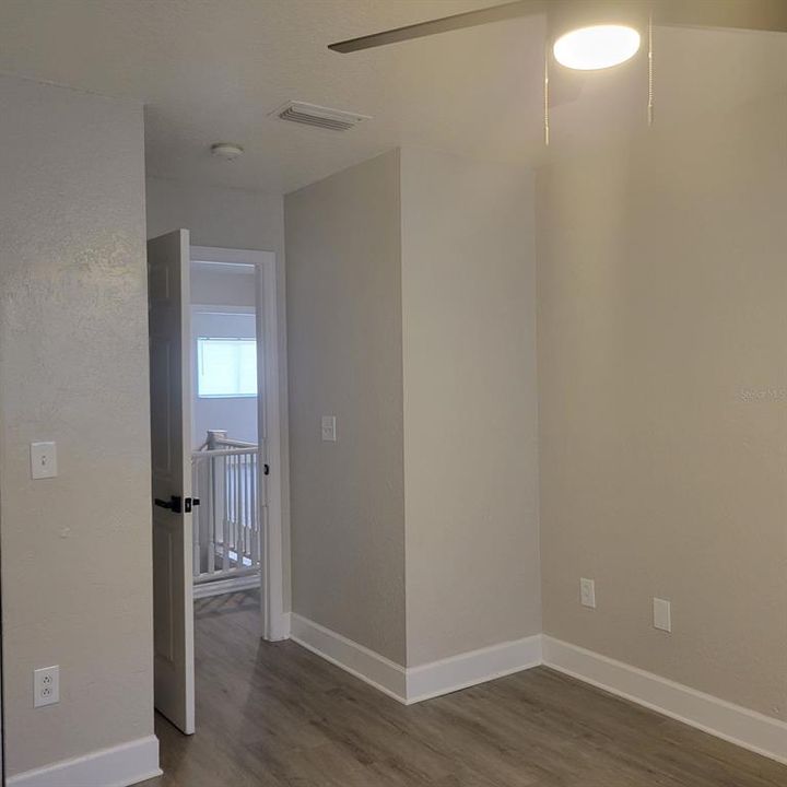 En Renta: $2,350 (4 camas, 2 baños, 1733 Pies cuadrados)