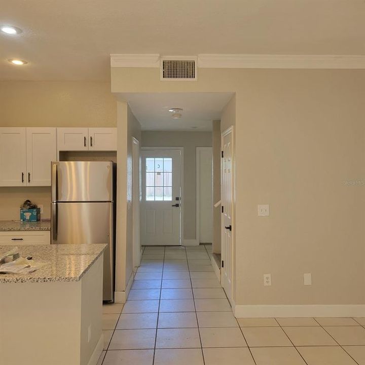 En Renta: $2,350 (4 camas, 2 baños, 1733 Pies cuadrados)