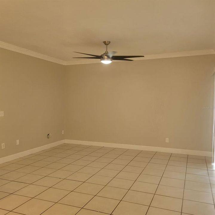 En Renta: $2,350 (4 camas, 2 baños, 1733 Pies cuadrados)