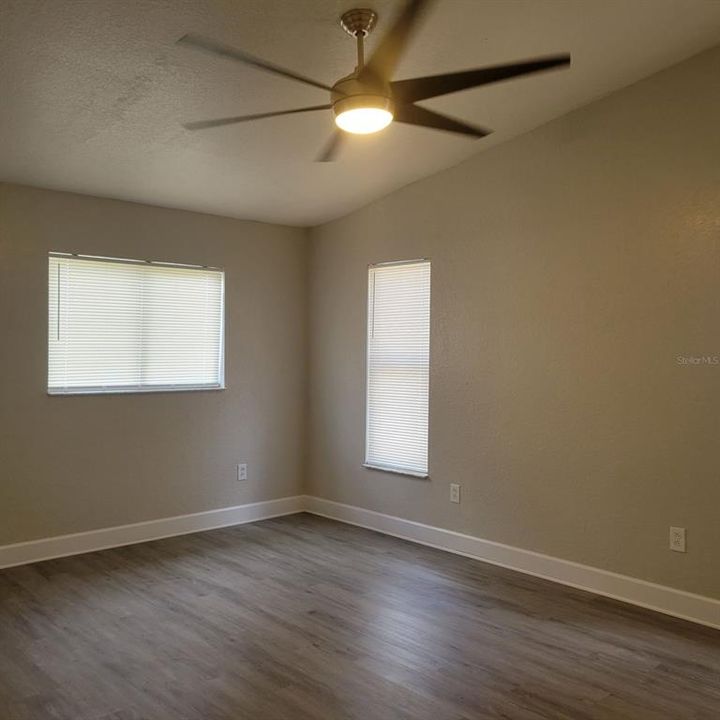 En Renta: $2,350 (4 camas, 2 baños, 1733 Pies cuadrados)