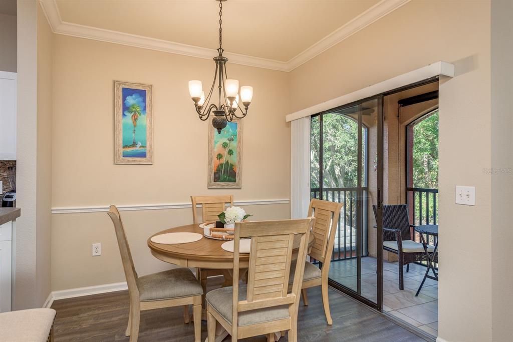 出租: $1,800 (2 贝兹, 2 浴室, 1155 平方英尺)