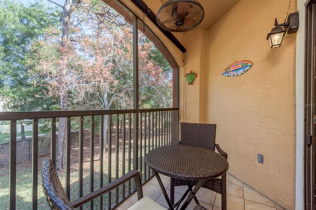 出租: $1,800 (2 贝兹, 2 浴室, 1155 平方英尺)