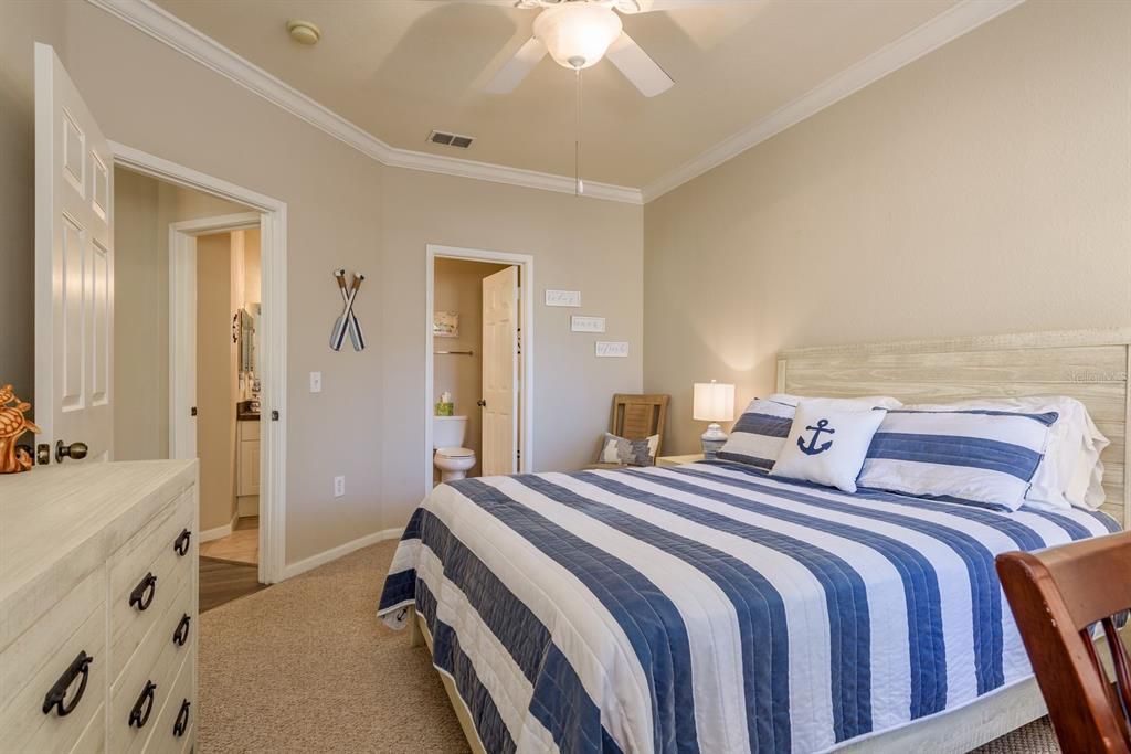 出租: $1,800 (2 贝兹, 2 浴室, 1155 平方英尺)