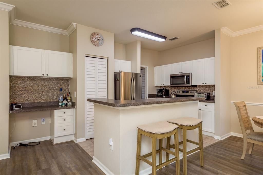 出租: $1,800 (2 贝兹, 2 浴室, 1155 平方英尺)