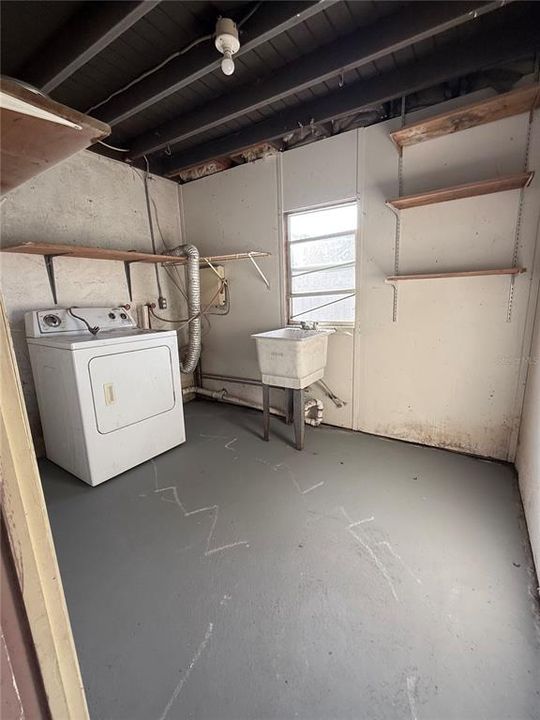 For Rent: $2,000 (2 beds, 2 baths, 1170 Square Feet)