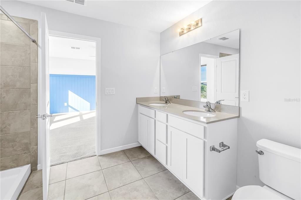 For Rent: $3,200 (4 beds, 3 baths, 2194 Square Feet)