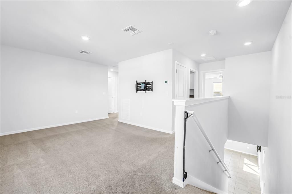 For Rent: $3,200 (4 beds, 3 baths, 2194 Square Feet)