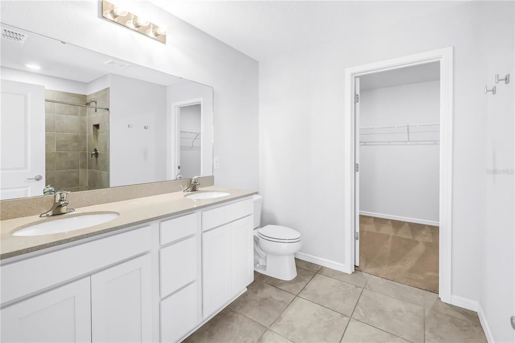 For Rent: $3,200 (4 beds, 3 baths, 2194 Square Feet)