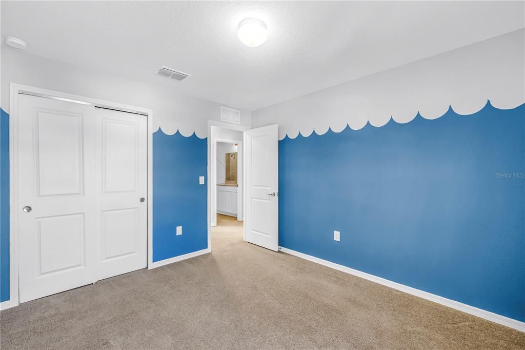 For Rent: $3,200 (4 beds, 3 baths, 2194 Square Feet)