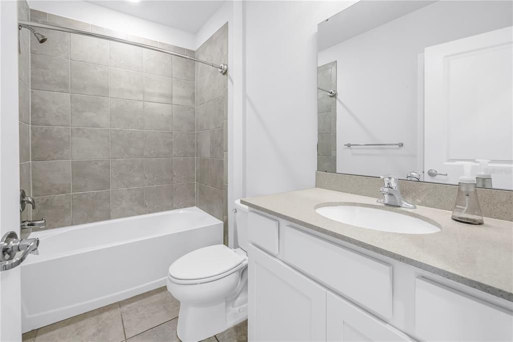 For Rent: $3,200 (4 beds, 3 baths, 2194 Square Feet)