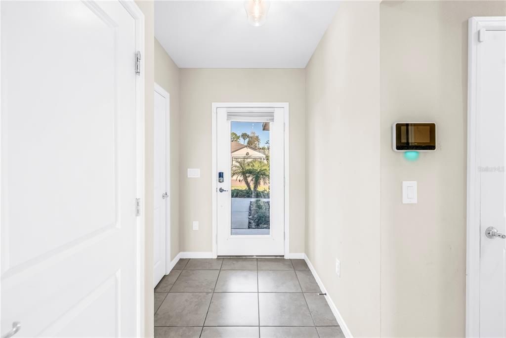 For Rent: $3,200 (4 beds, 3 baths, 2194 Square Feet)