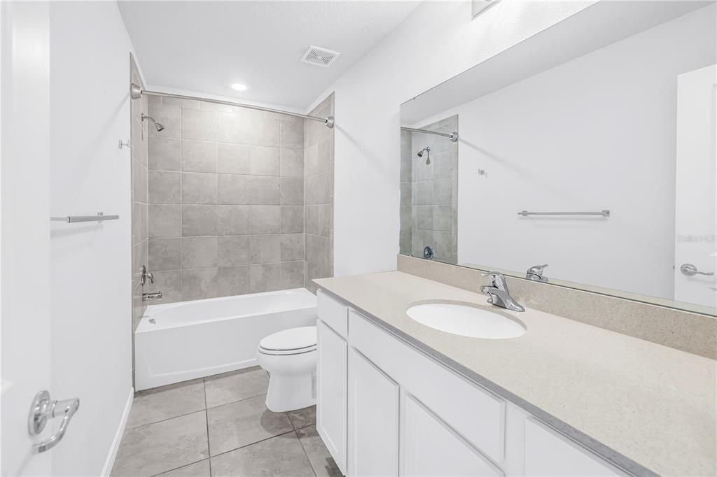 For Rent: $3,200 (4 beds, 3 baths, 2194 Square Feet)