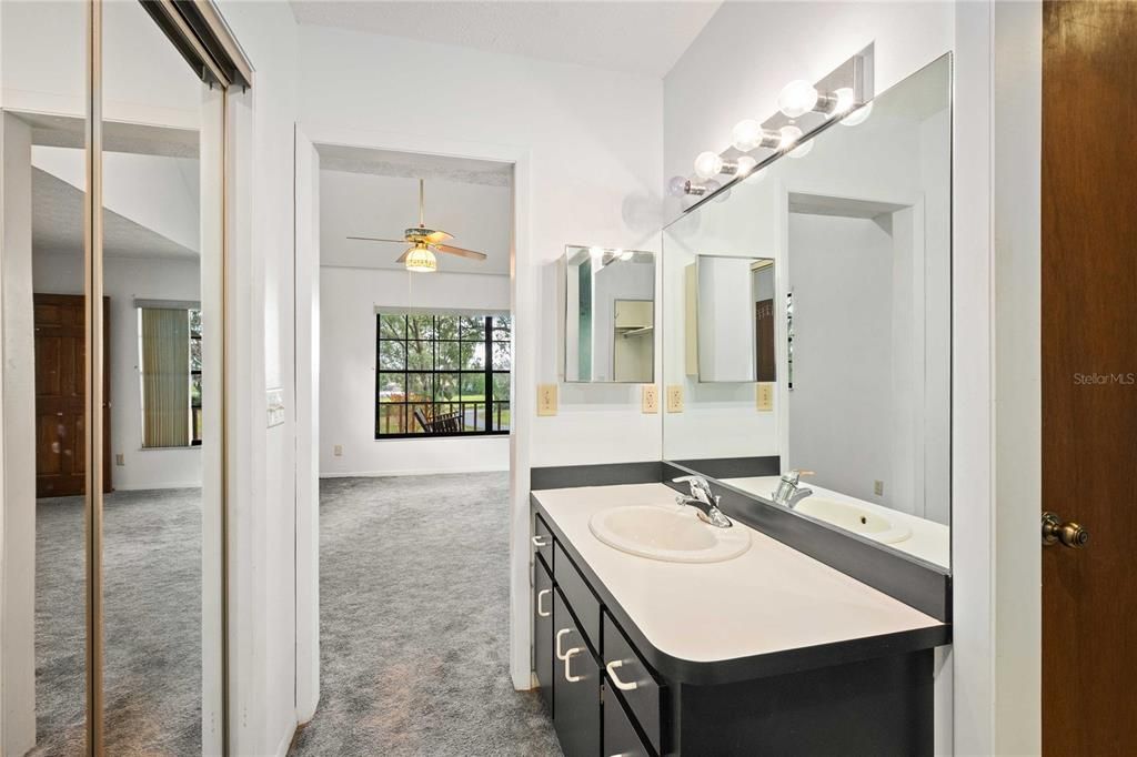 На продажу: $590,000 (3 спален, 2 ванн, 2729 Квадратных фут)