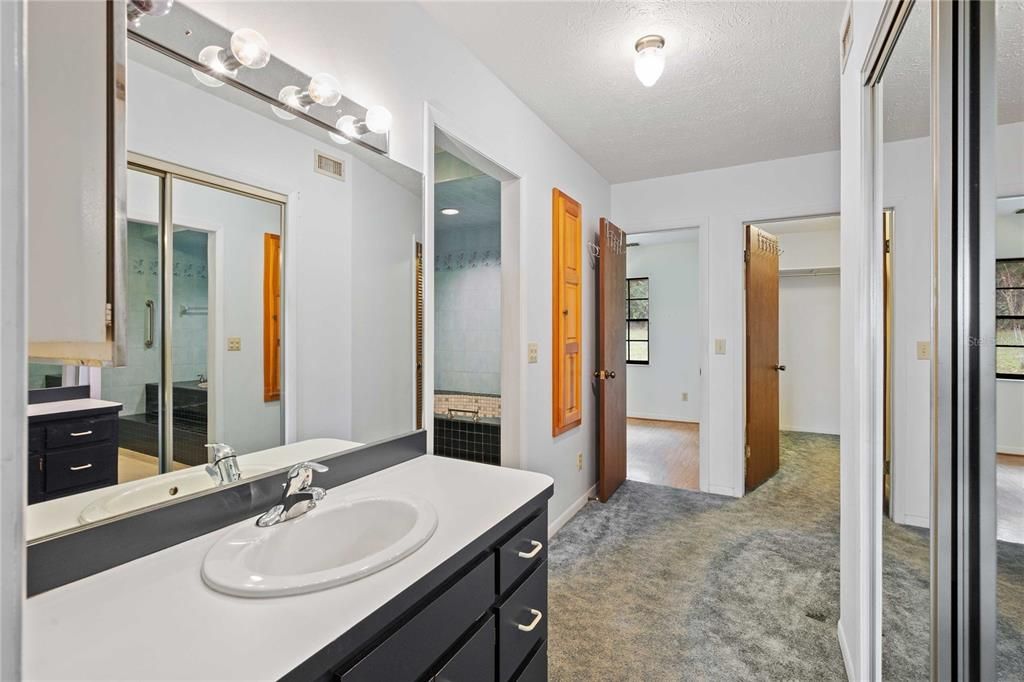 На продажу: $590,000 (3 спален, 2 ванн, 2729 Квадратных фут)