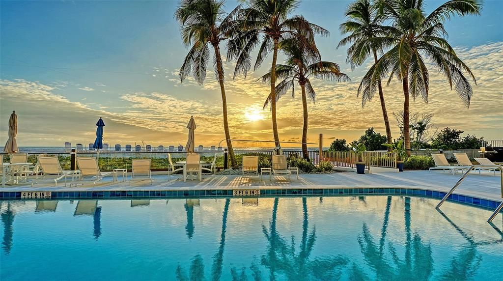 出租: $12,000 (2 贝兹, 2 浴室, 1456 平方英尺)