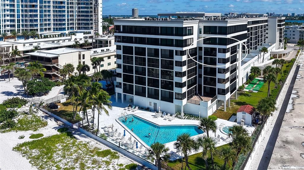 出租: $12,000 (2 贝兹, 2 浴室, 1456 平方英尺)