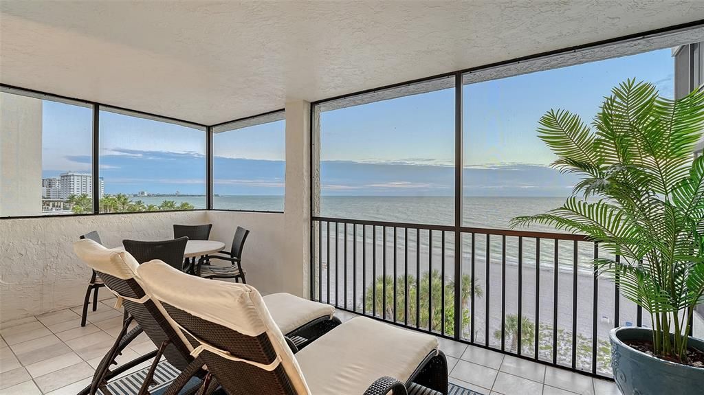 出租: $12,000 (2 贝兹, 2 浴室, 1456 平方英尺)