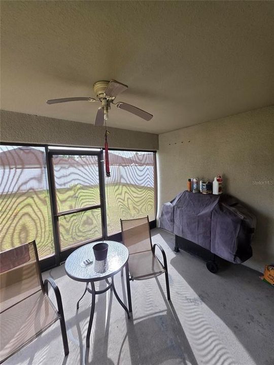 For Sale: $299,000 (3 beds, 2 baths, 2033 Square Feet)