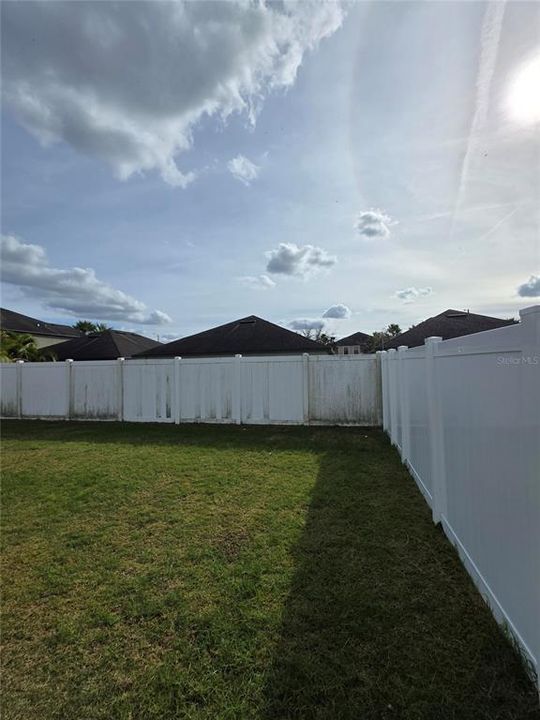 For Sale: $299,000 (3 beds, 2 baths, 2033 Square Feet)