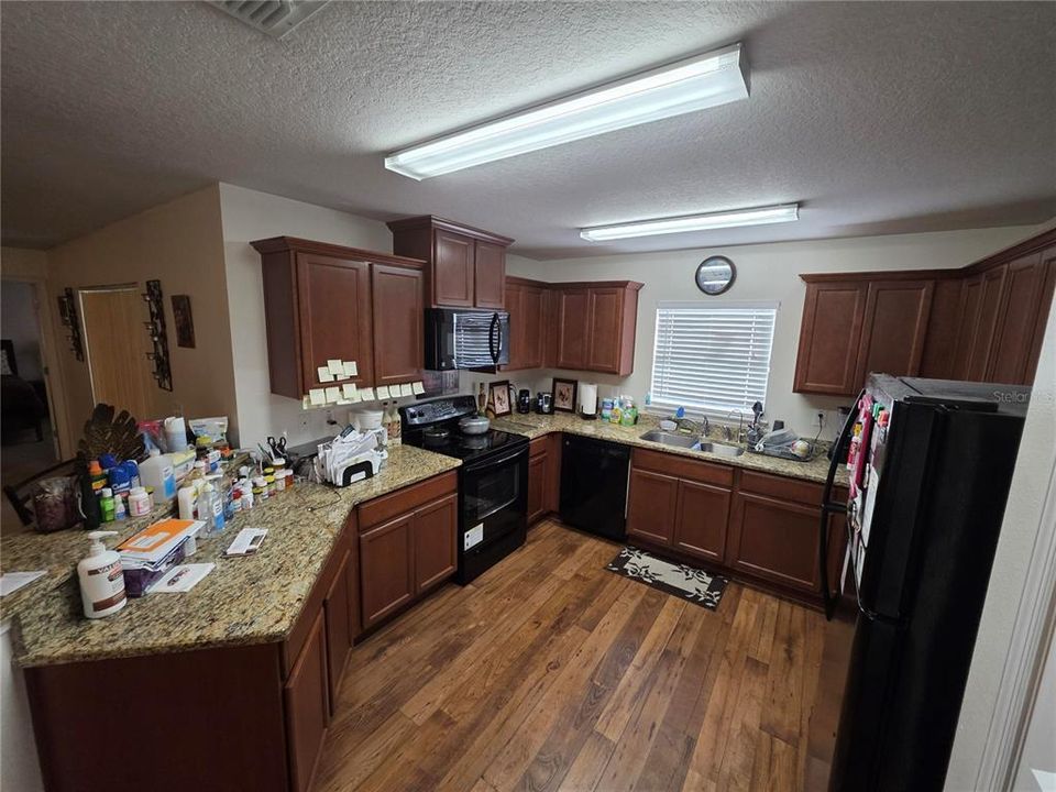 For Sale: $299,000 (3 beds, 2 baths, 2033 Square Feet)