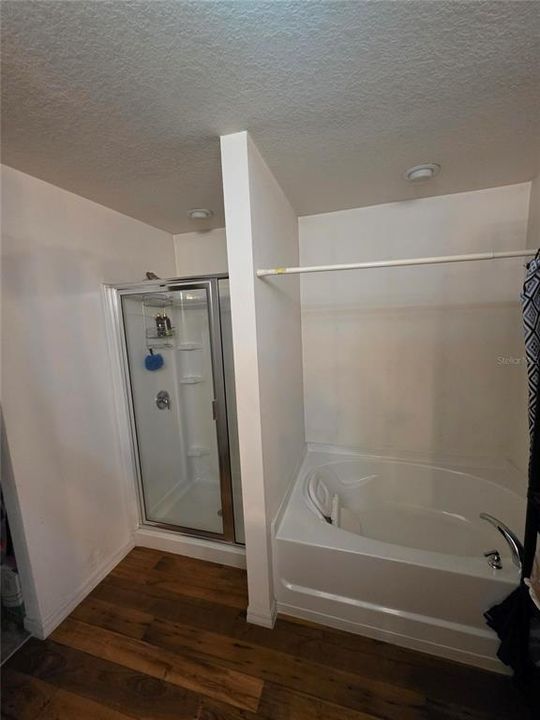 For Sale: $299,000 (3 beds, 2 baths, 2033 Square Feet)