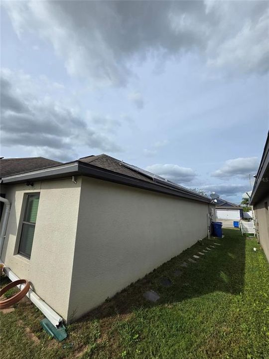 For Sale: $299,000 (3 beds, 2 baths, 2033 Square Feet)