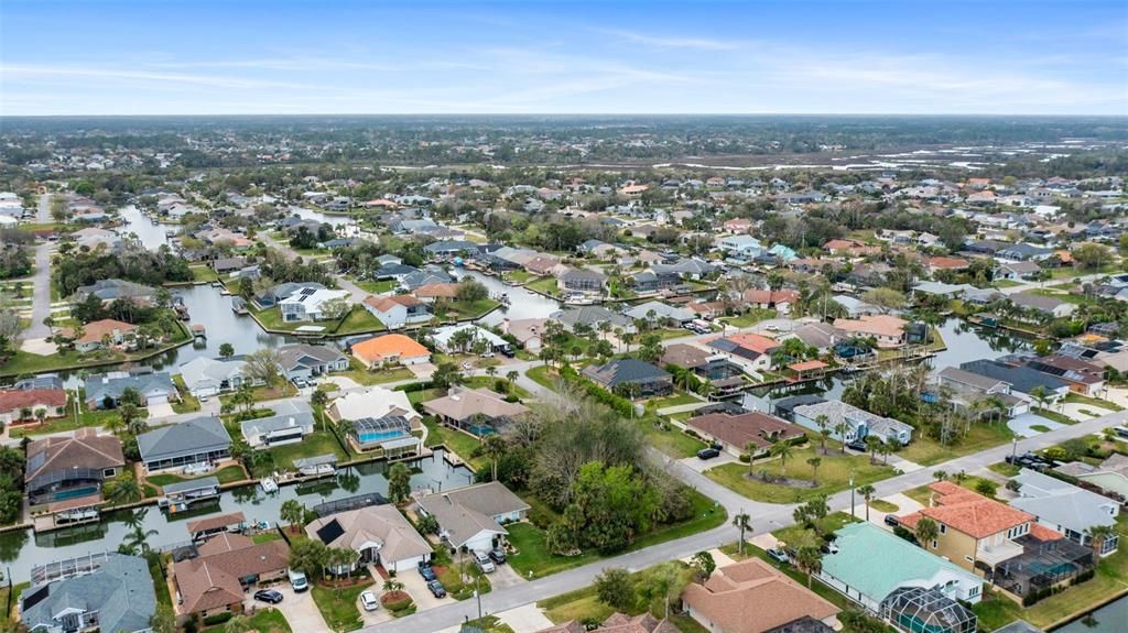 待售: $175,000 (0.36 acres)