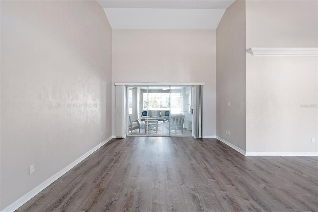 For Sale: $629,000 (4 beds, 2 baths, 2843 Square Feet)