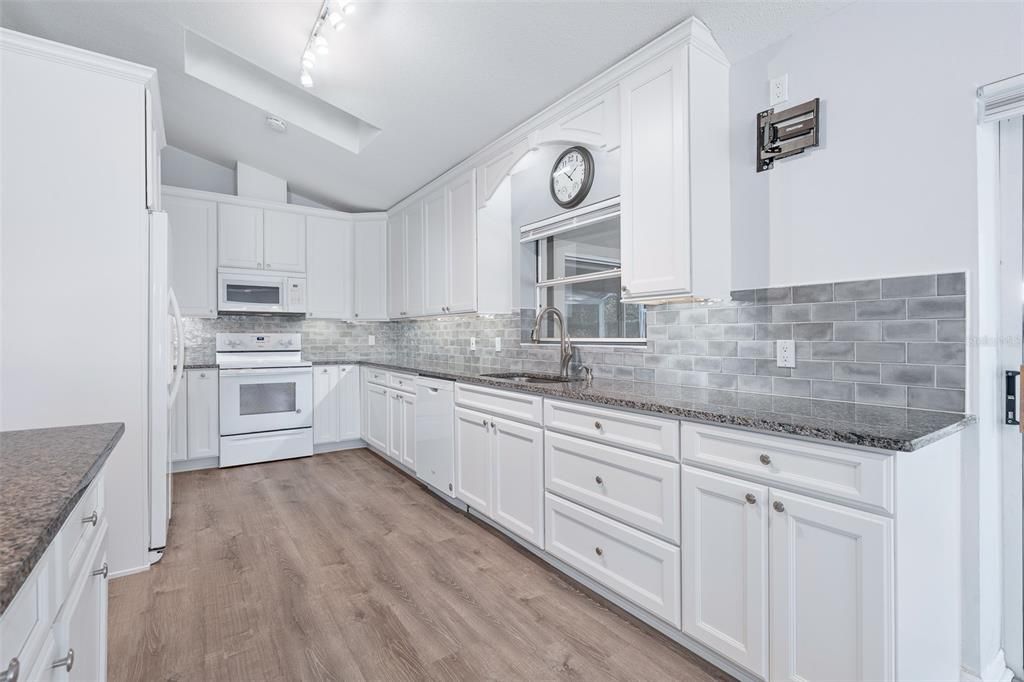 For Sale: $629,000 (4 beds, 2 baths, 2843 Square Feet)