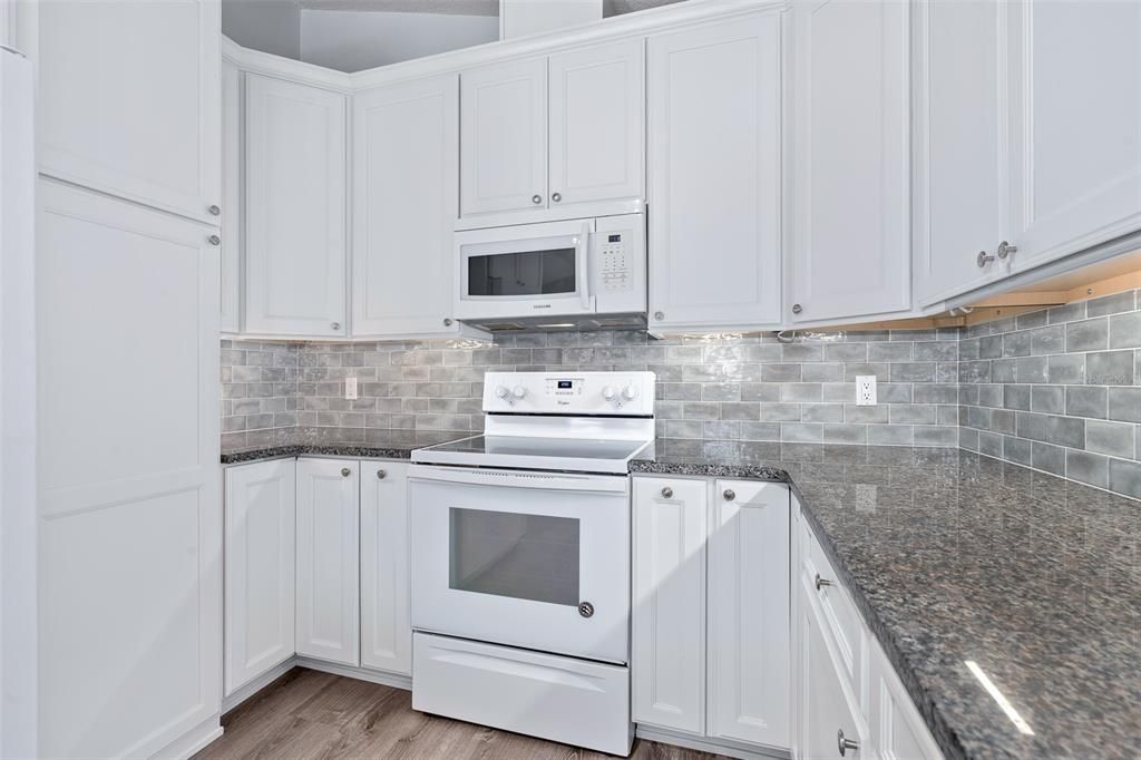 For Sale: $629,000 (4 beds, 2 baths, 2843 Square Feet)