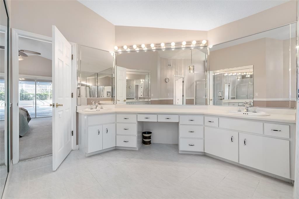 For Sale: $629,000 (4 beds, 2 baths, 2843 Square Feet)