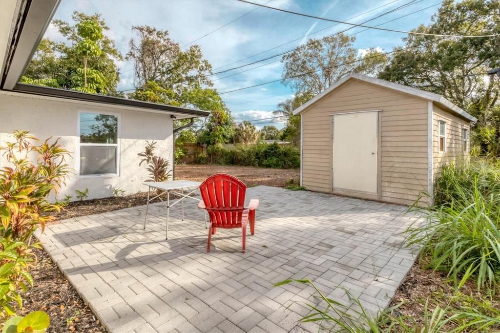 For Sale: $325,000 (3 beds, 1 baths, 1260 Square Feet)