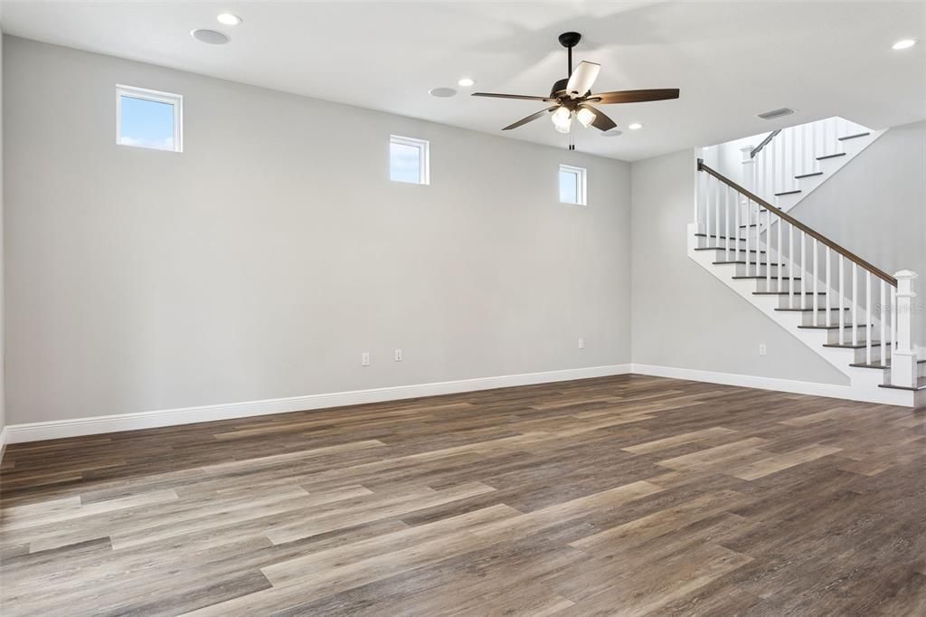 待售: $1,099,000 (5 贝兹, 3 浴室, 2855 平方英尺)