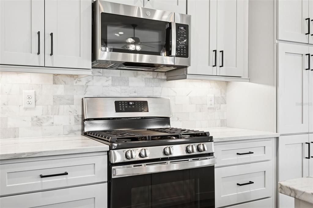 待售: $1,099,000 (5 贝兹, 3 浴室, 2855 平方英尺)