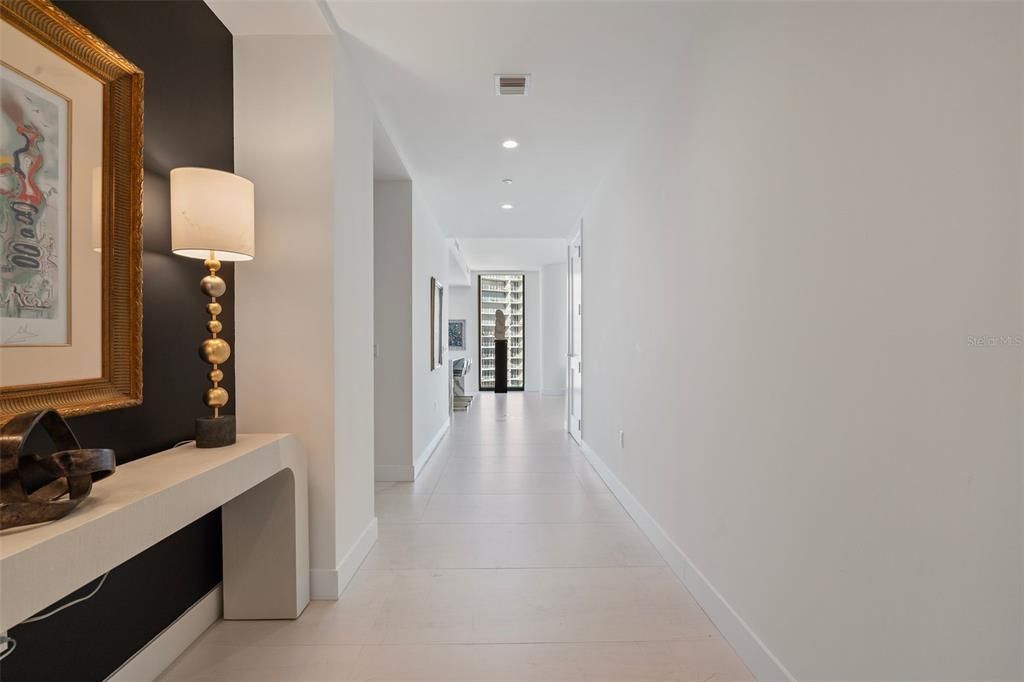 For Rent: $16,500 (3 beds, 4 baths, 2712 Square Feet)