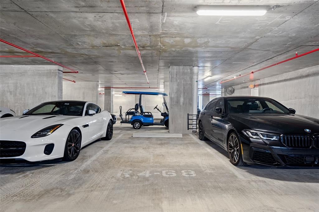 For Rent: $16,500 (3 beds, 4 baths, 2712 Square Feet)