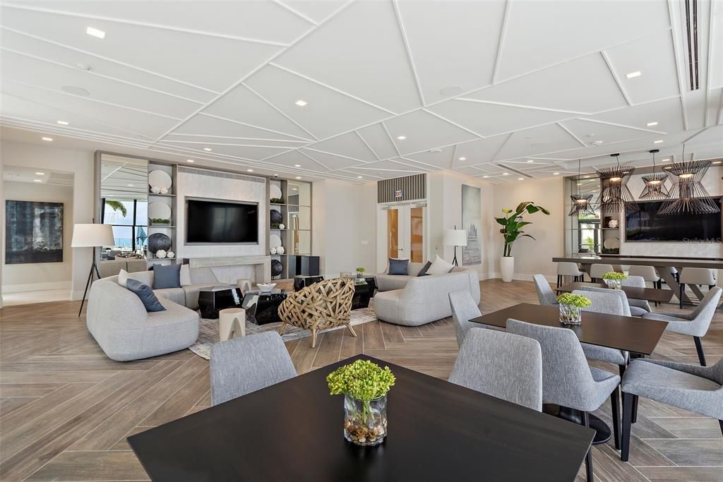 For Rent: $16,500 (3 beds, 4 baths, 2712 Square Feet)