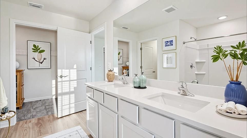 For Sale: $368,070 (5 beds, 3 baths, 2605 Square Feet)