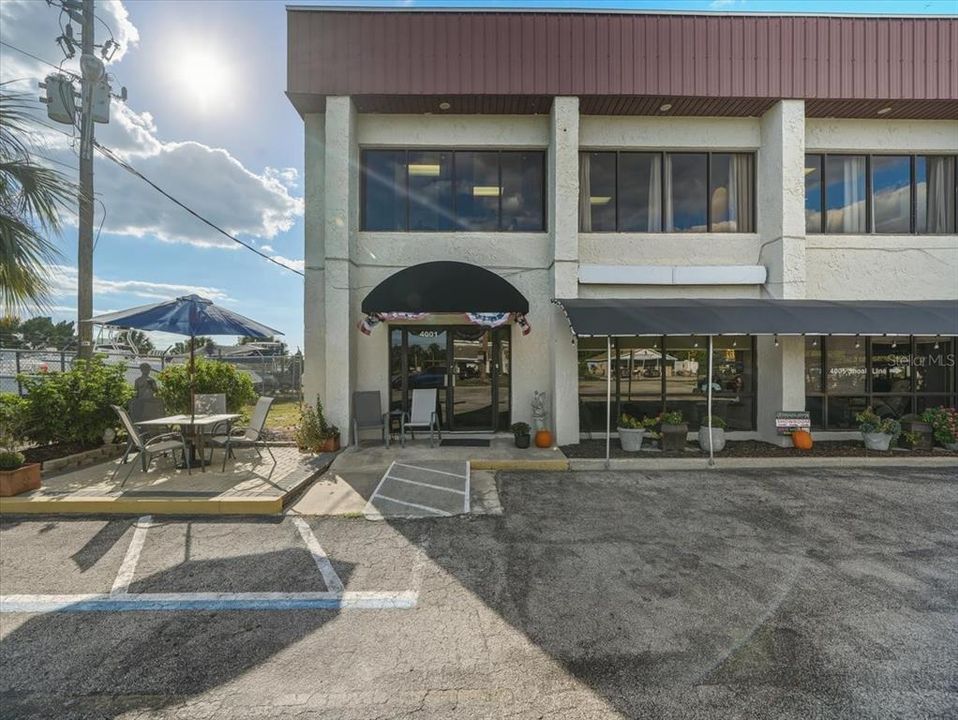 待售: $2,050,000 (0 贝兹, 0 浴室, 0 平方英尺)