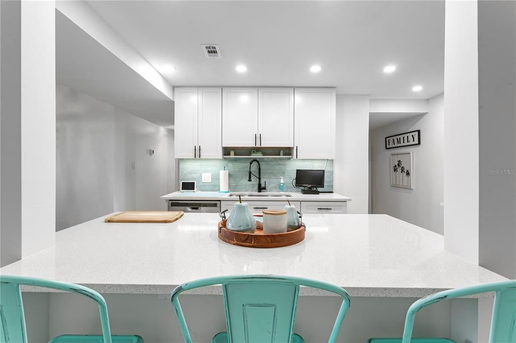 На продажу: $750,000 (2 спален, 2 ванн, 1462 Квадратных фут)