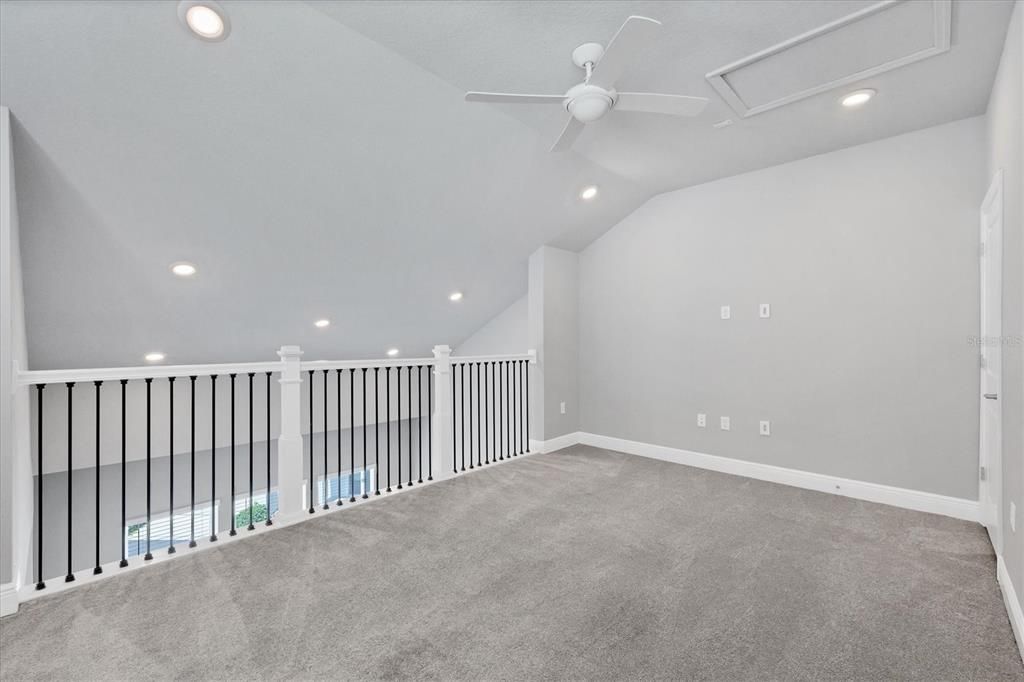 For Sale: $749,000 (3 beds, 3 baths, 1804 Square Feet)